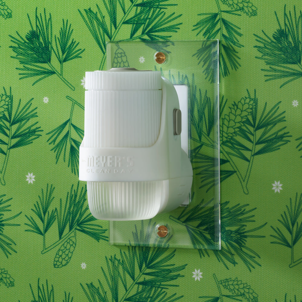 Mrs. Meyer's Iowa Pine Plug-In Oil Warmer with Scented Refill